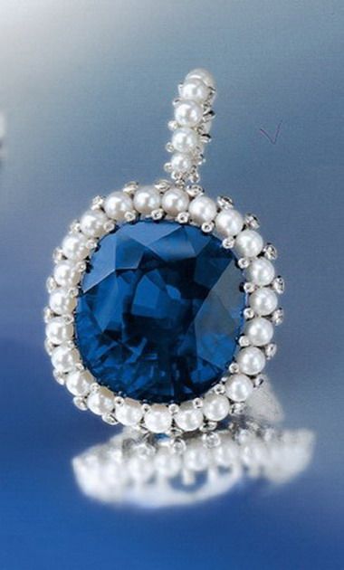 蓝宝石珍珠吊坠